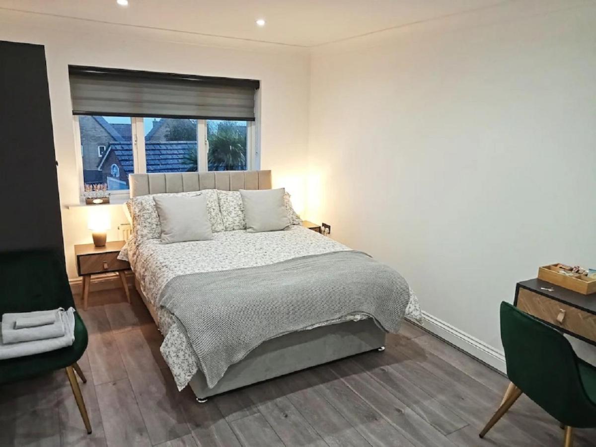 Sea Breeze Newhaven Apartamento Exterior foto