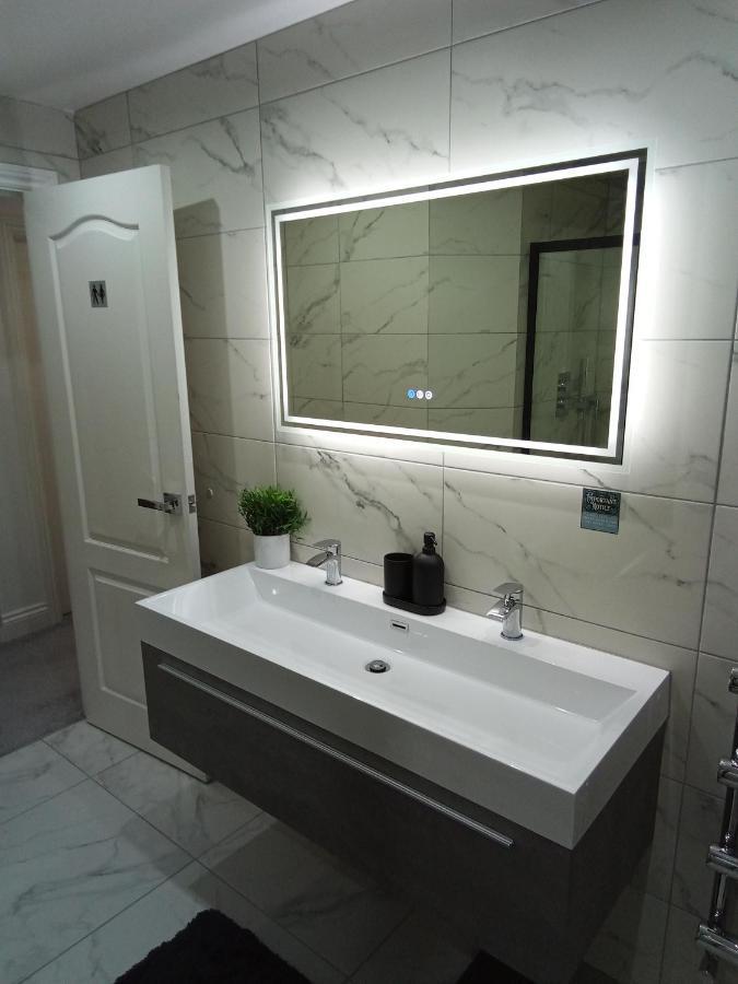 Sea Breeze Newhaven Apartamento Exterior foto